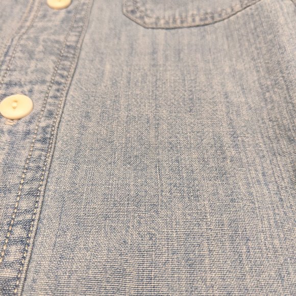 Madewell Chambray Shirt - Picture 4 of 4